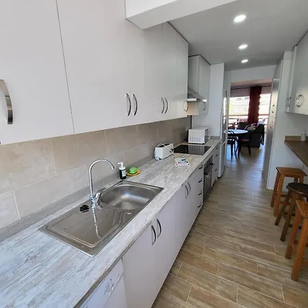 Jardines Canarios 1 - Three Bed Apartamento *